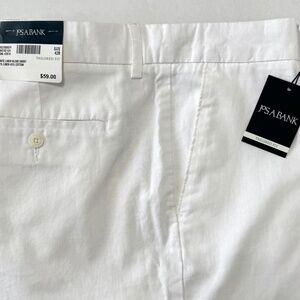 Jos A. Bank Men’s White Linen Blend Shorts Tailored Fit Sz 42R NWT